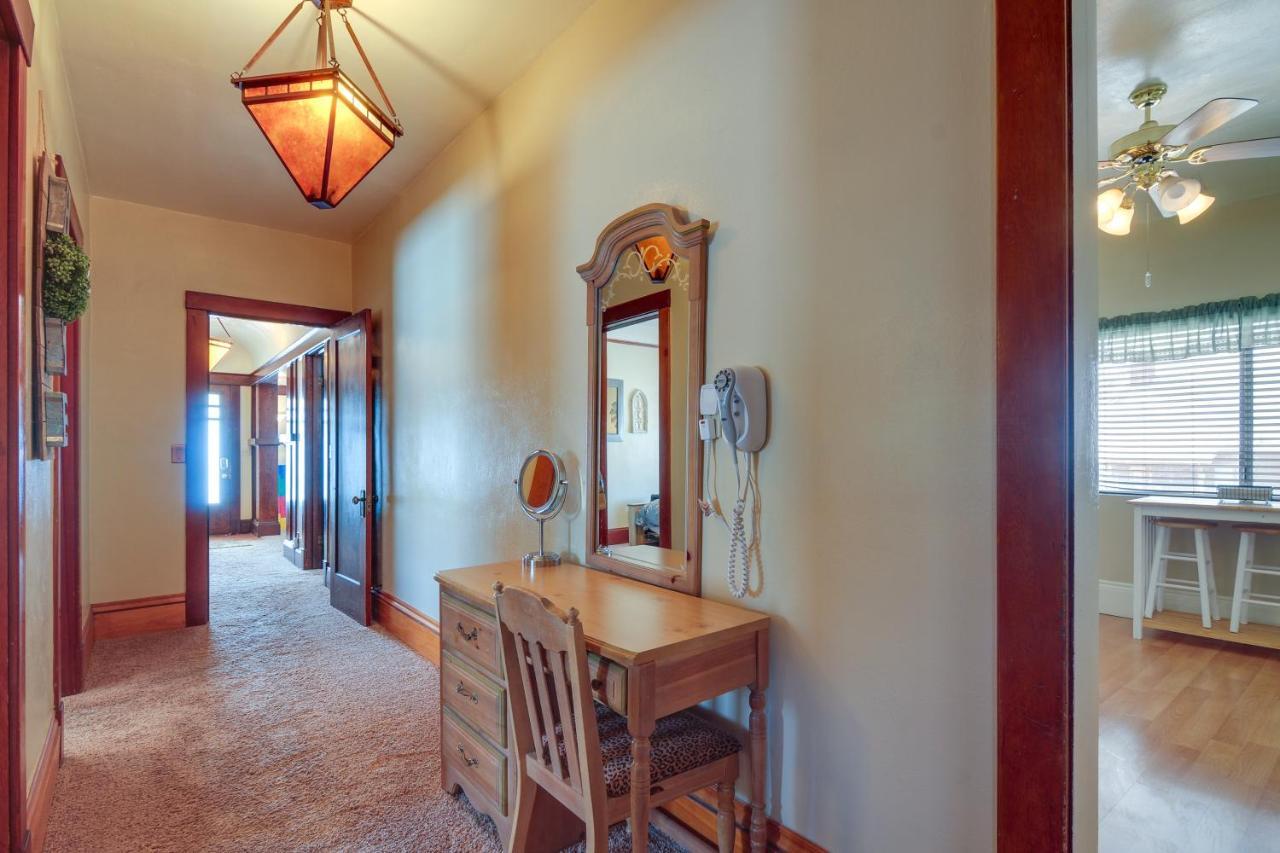 Beautiful Historic Home Near Bryce Canyon! Кэннонвилл Экстерьер фото